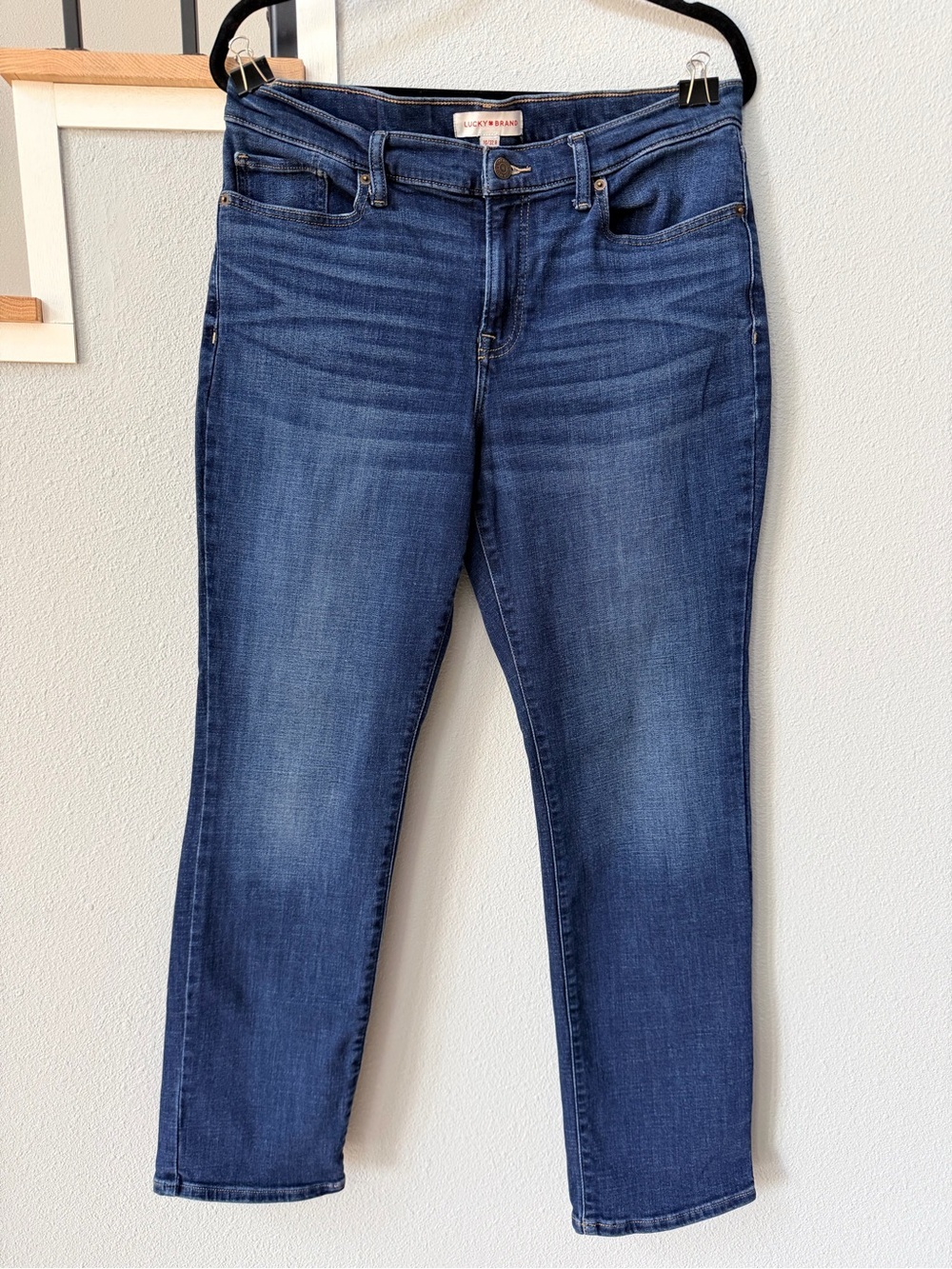 Lucky Brand Sweet Mid Rise Straight Leg Jeans Size 14 Medium Wash Blue